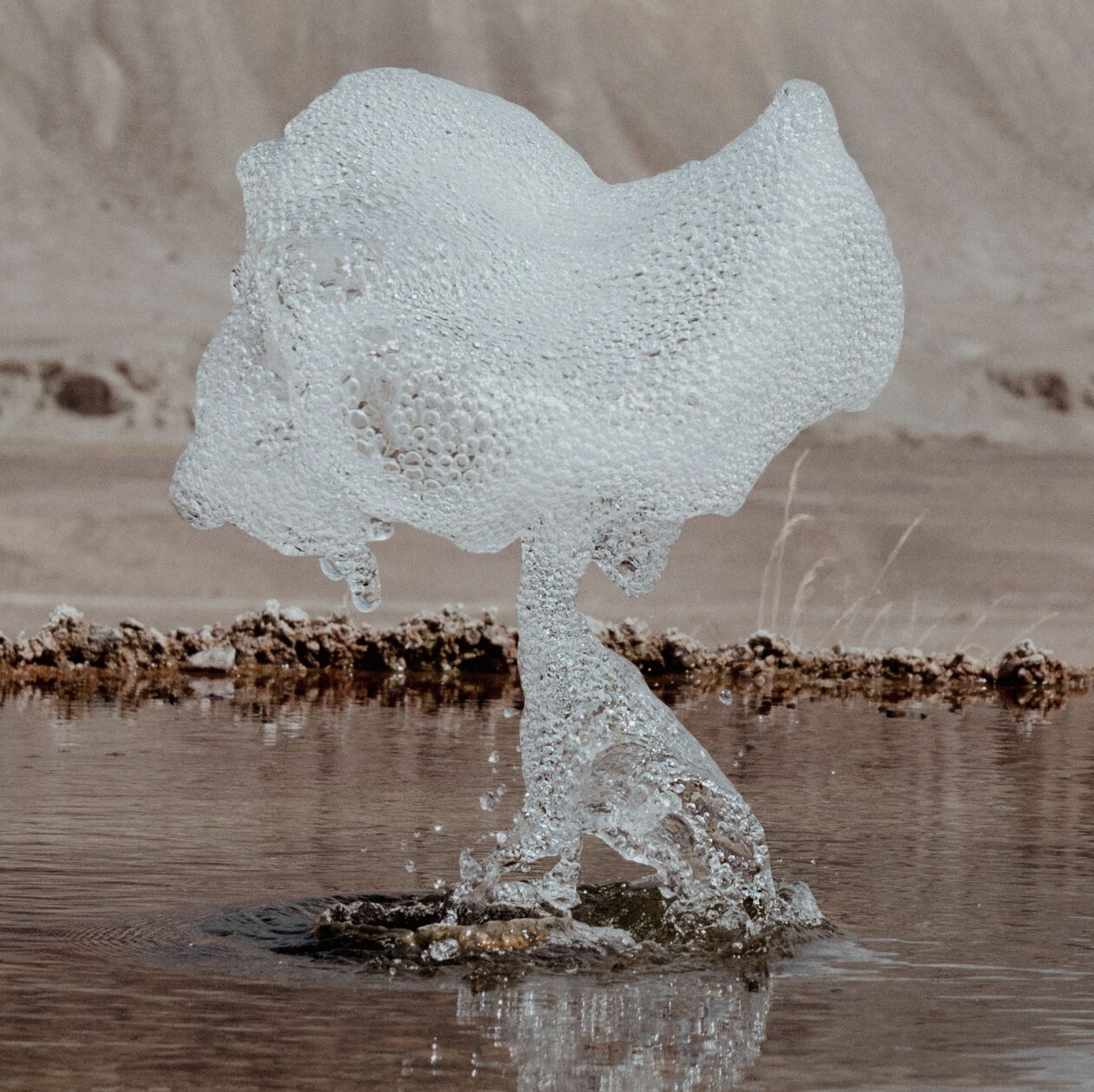 Photos Of A Tiny Geyser In Tajikistan’s Pamir Mountains By Øystein Sture Aspelund (10)