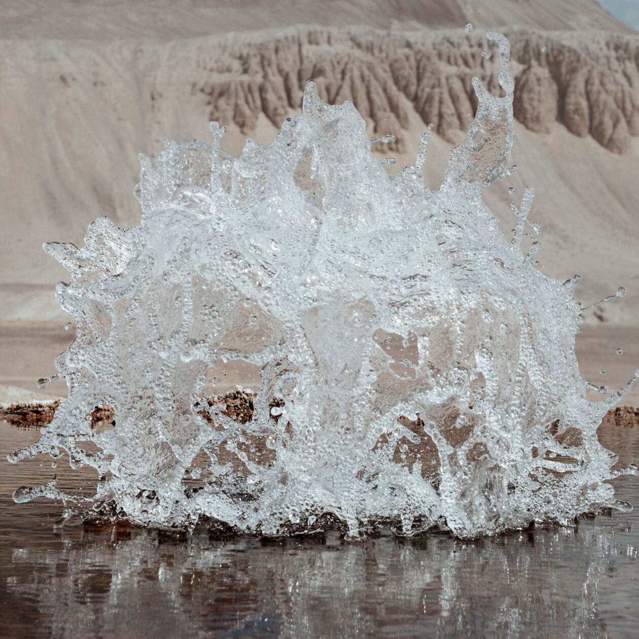Photos Of A Tiny Geyser In Tajikistan’s Pamir Mountains By Øystein Sture Aspelund (28)
