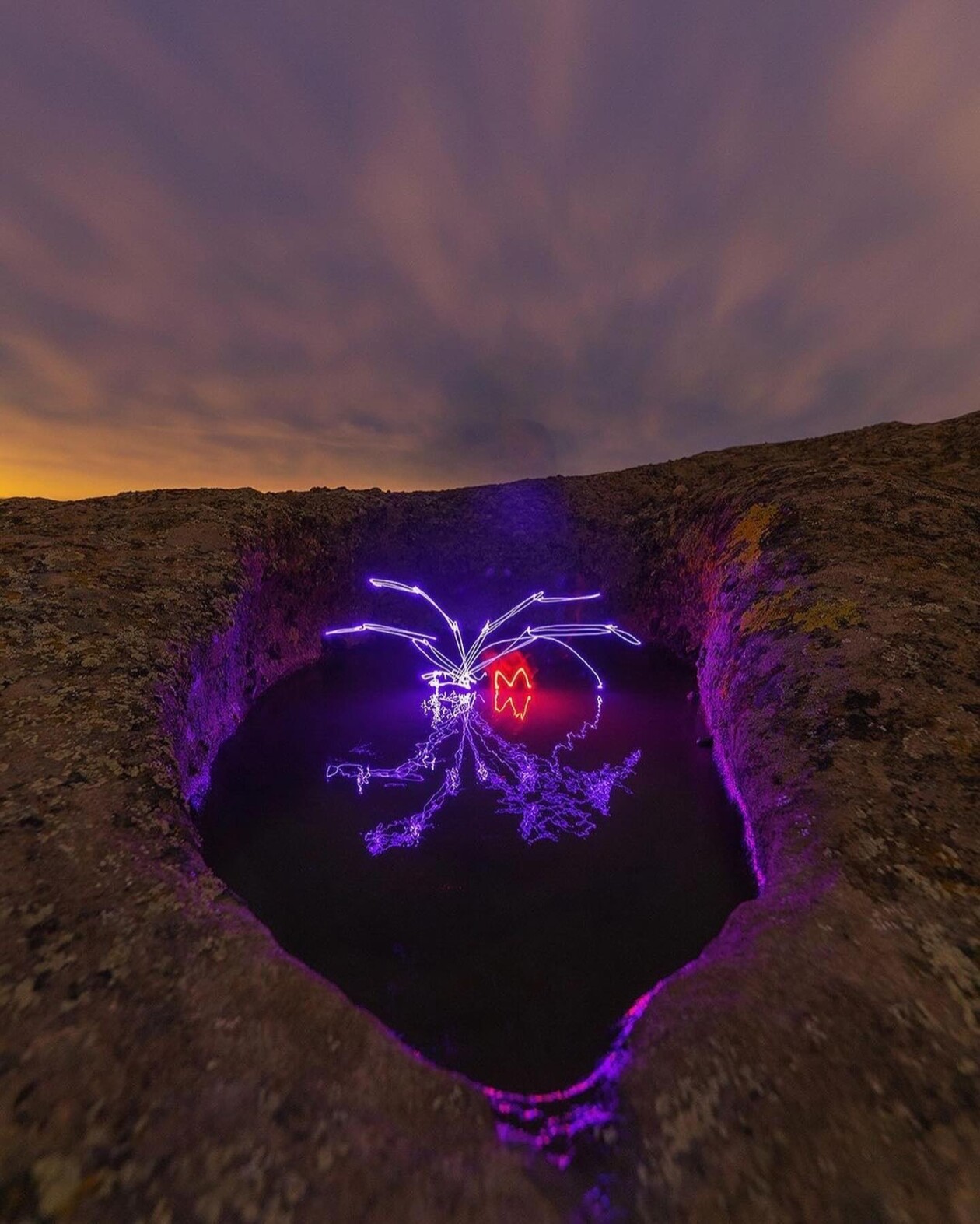 The Hypnotizing Light Painting Photography Of Dariustwin (2)