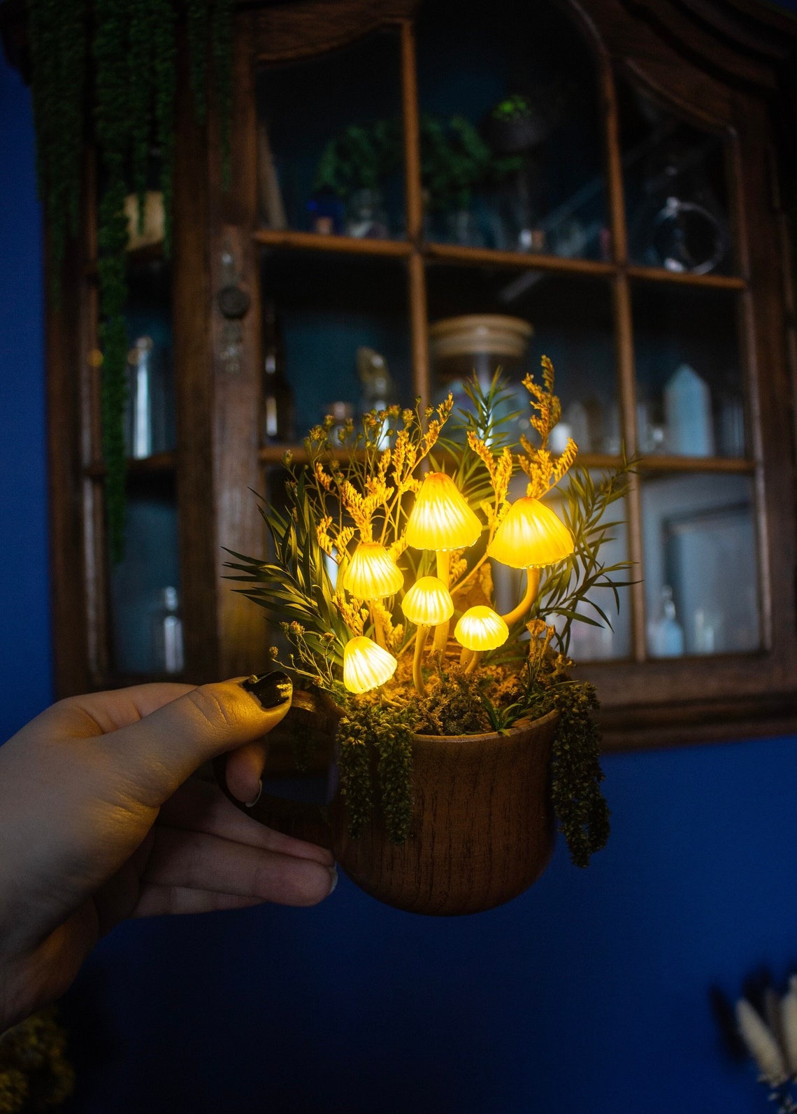 Wonderful Mushroom Lamps With Vivid Colors By Katya Sneg (5)