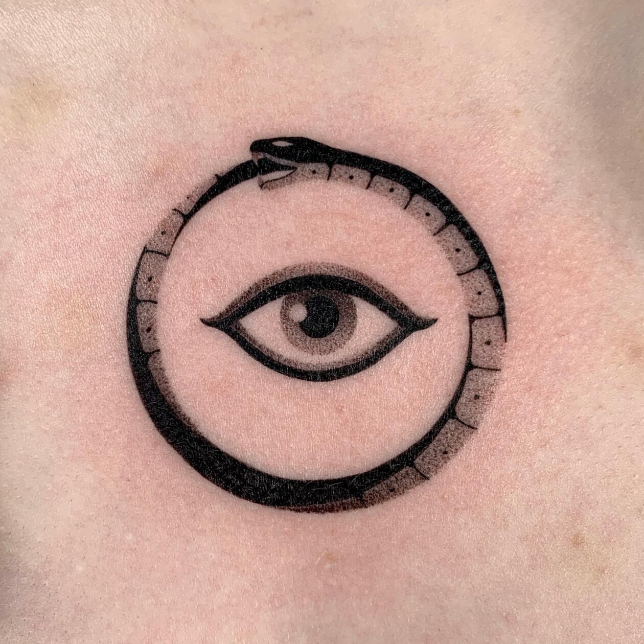 Artist Velco Creates Striking Black And White Tattoos Composed Of Thousands Of Tiny Dots (4)