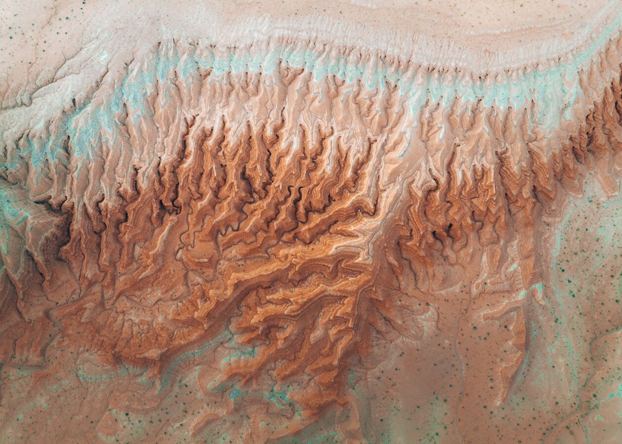 Badlands, A Breathtaking Aerial Photography Series By Tobias Hägg (5)