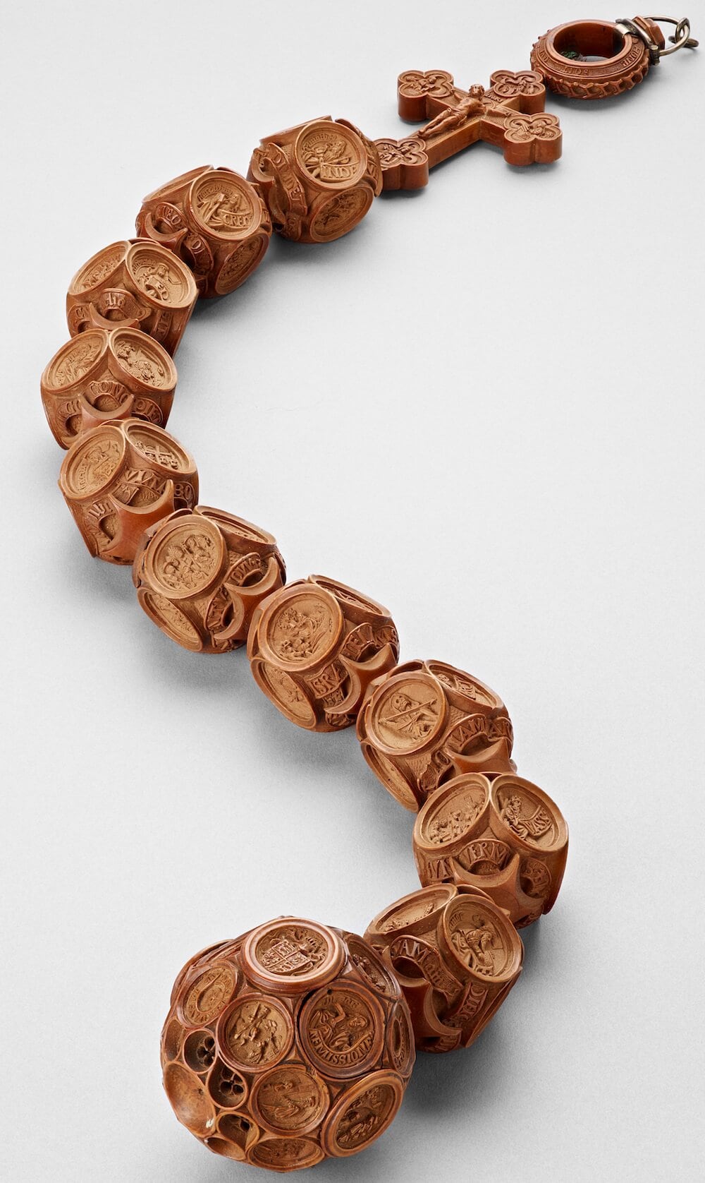 Beautifully Intricate Tiny Boxwood Carvings From The 16th Century (1)