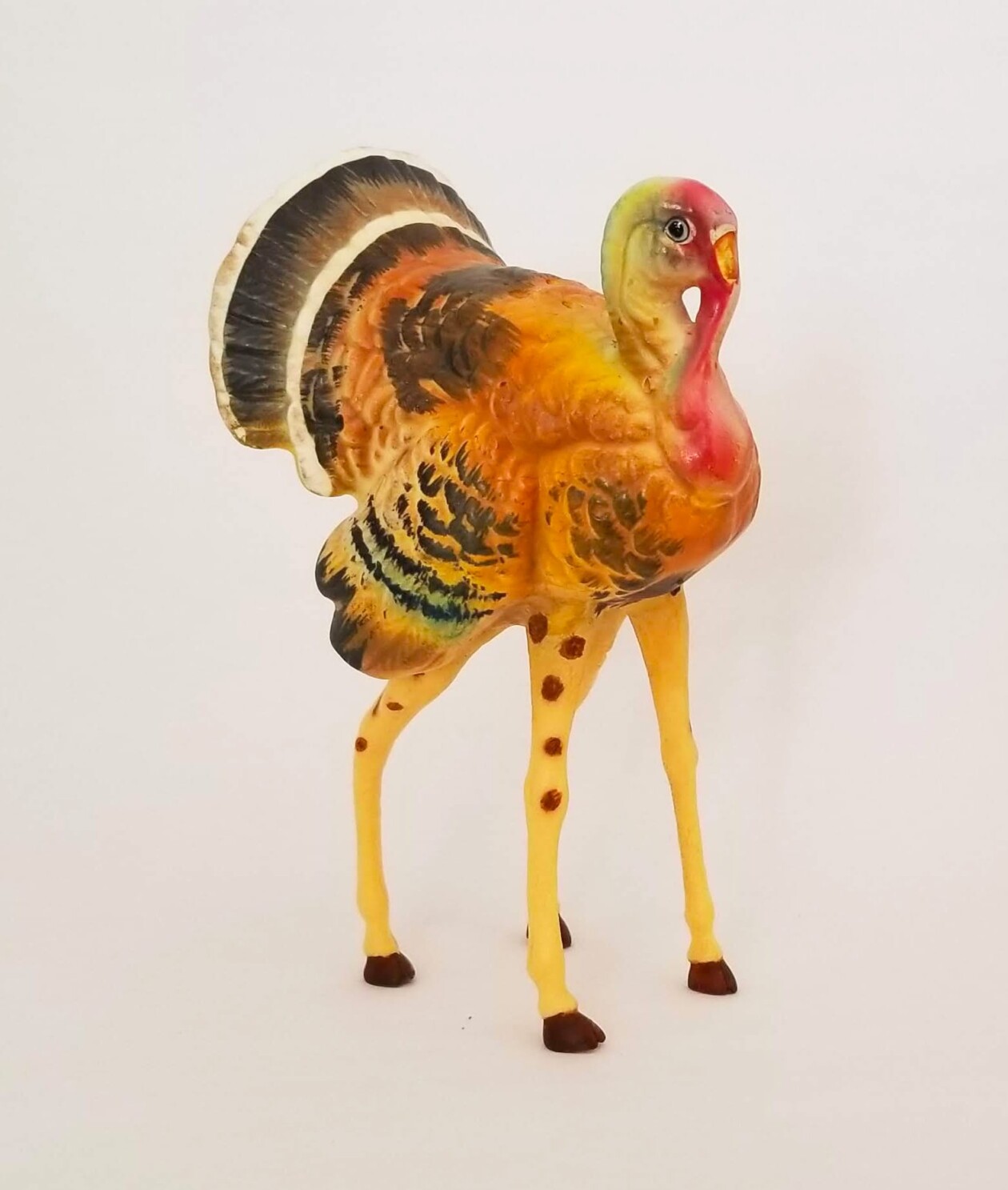 Debra Broz Brings To Life Uncanny Beings By Creating Unexpected Mashups Between Animals, Plants, And Humans (11)