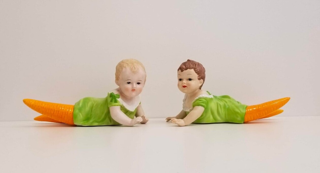 Debra Broz Brings To Life Uncanny Beings By Creating Unexpected Mashups Between Animals, Plants, And Humans (13)