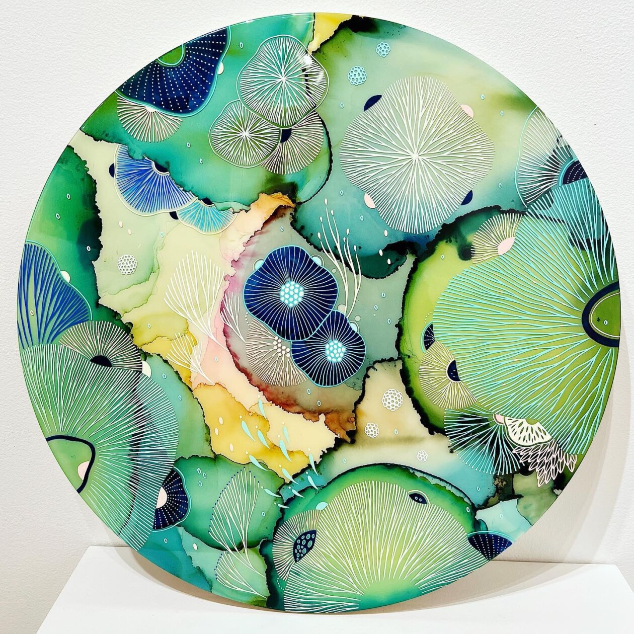 Flaring Mixed Media Paintings Of Dreamy Aquatic Ecosystems By Yellena James (4)