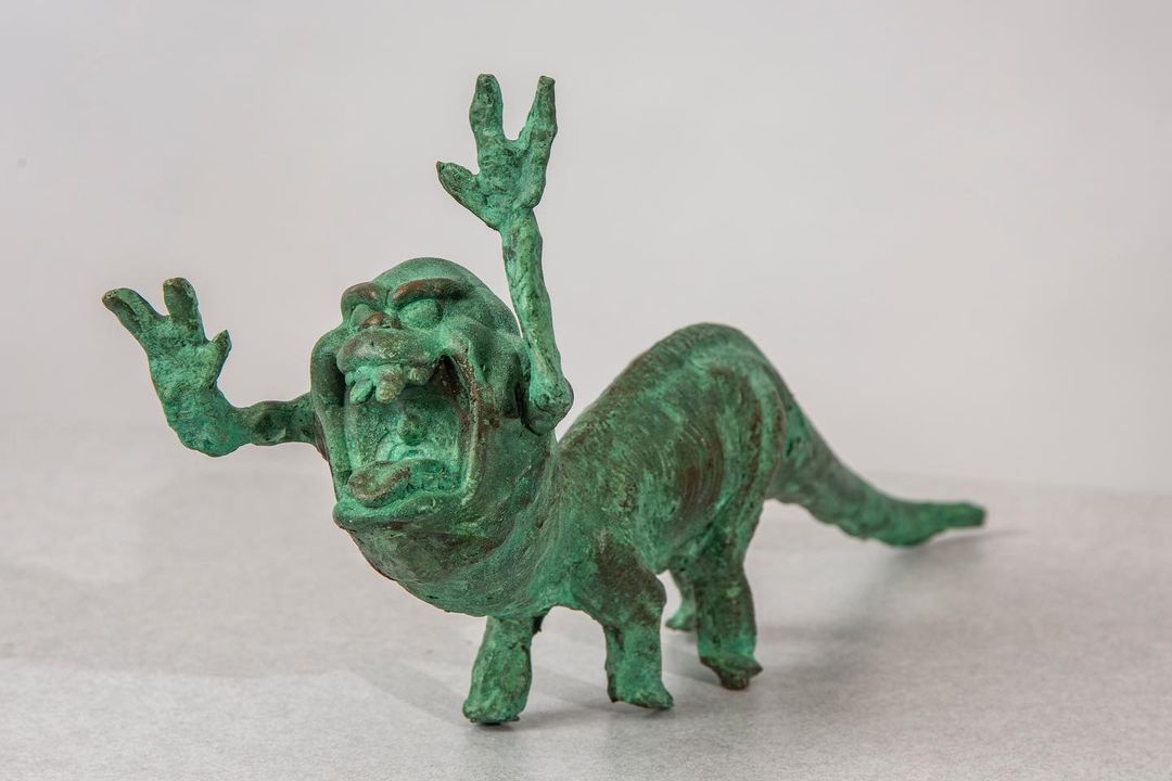 Joshua Goode Blends Ancient Relics With Pop Culture Icons In His Anachronistic Sculptures (24)