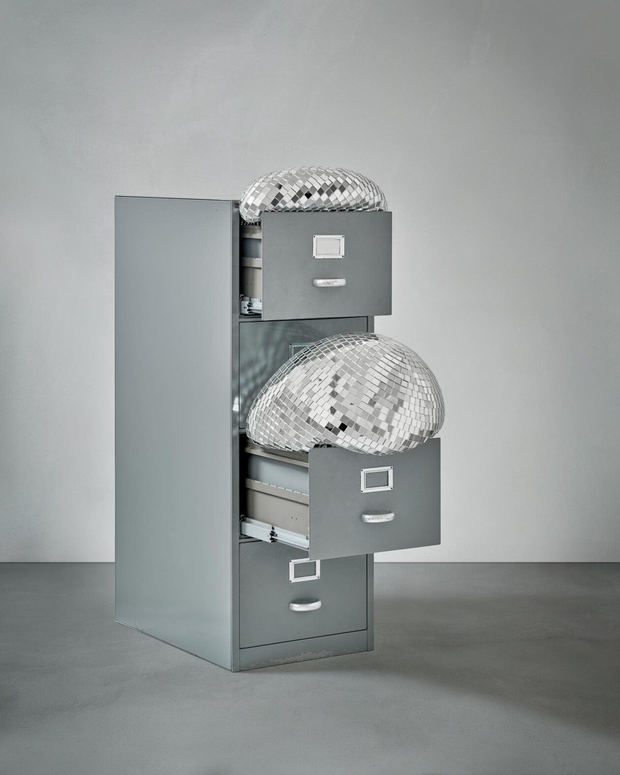 Surreal Sculptures Of Melted Mirror Disco Balls By Rotganzen Studio (7)