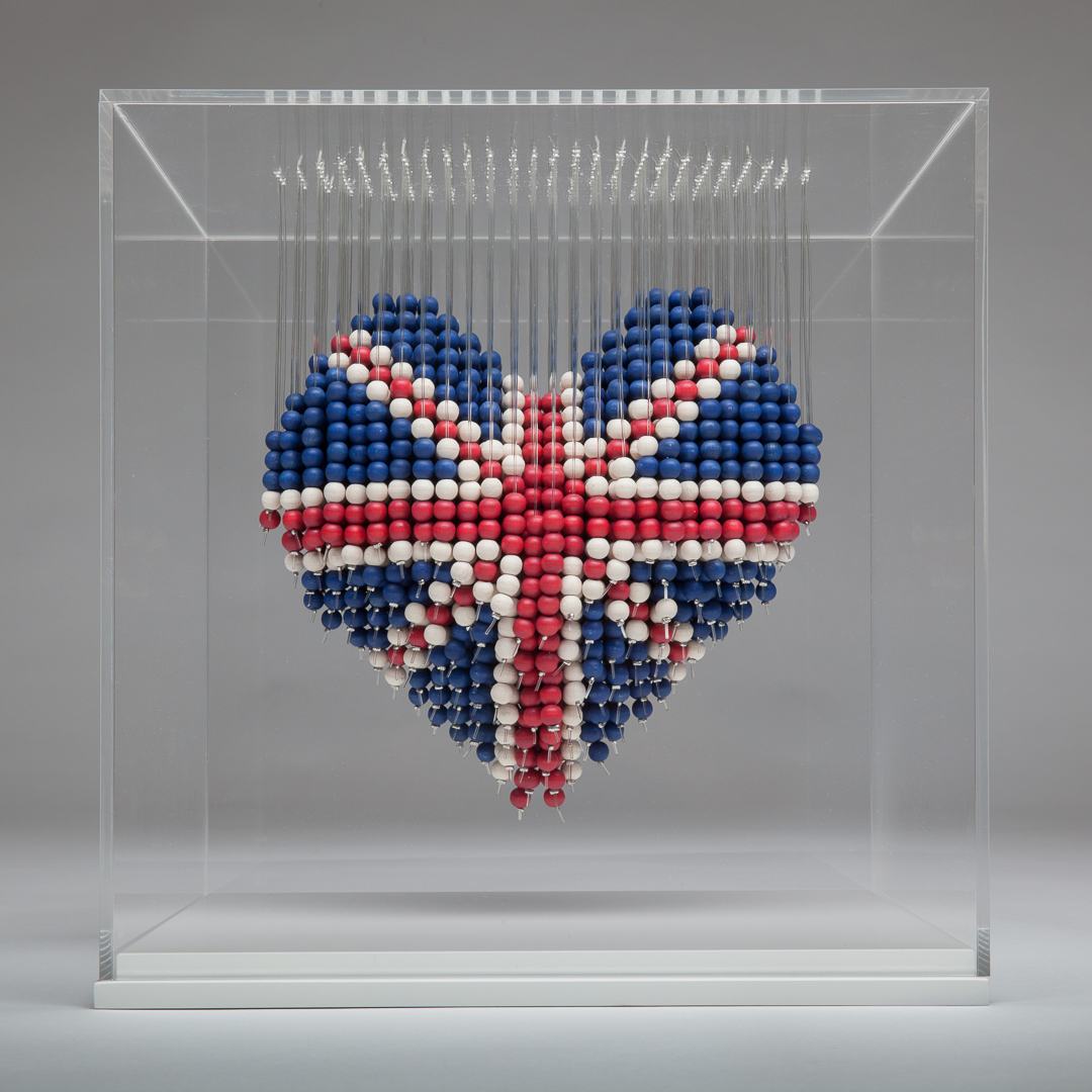 Symbolist Hanging Bead Sculptures By Natasja Van Der Meer (14)