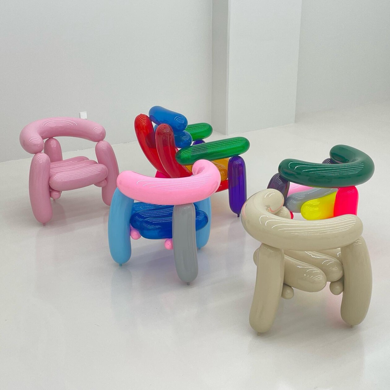 The Amusing Balloon Shaped Furniture Of Korean Artist And Designer Seungjin Yang (12)