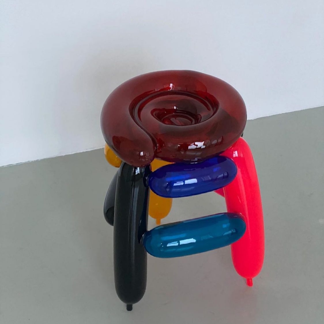 The Amusing Balloon Shaped Furniture Of Korean Artist And Designer Seungjin Yang (9)