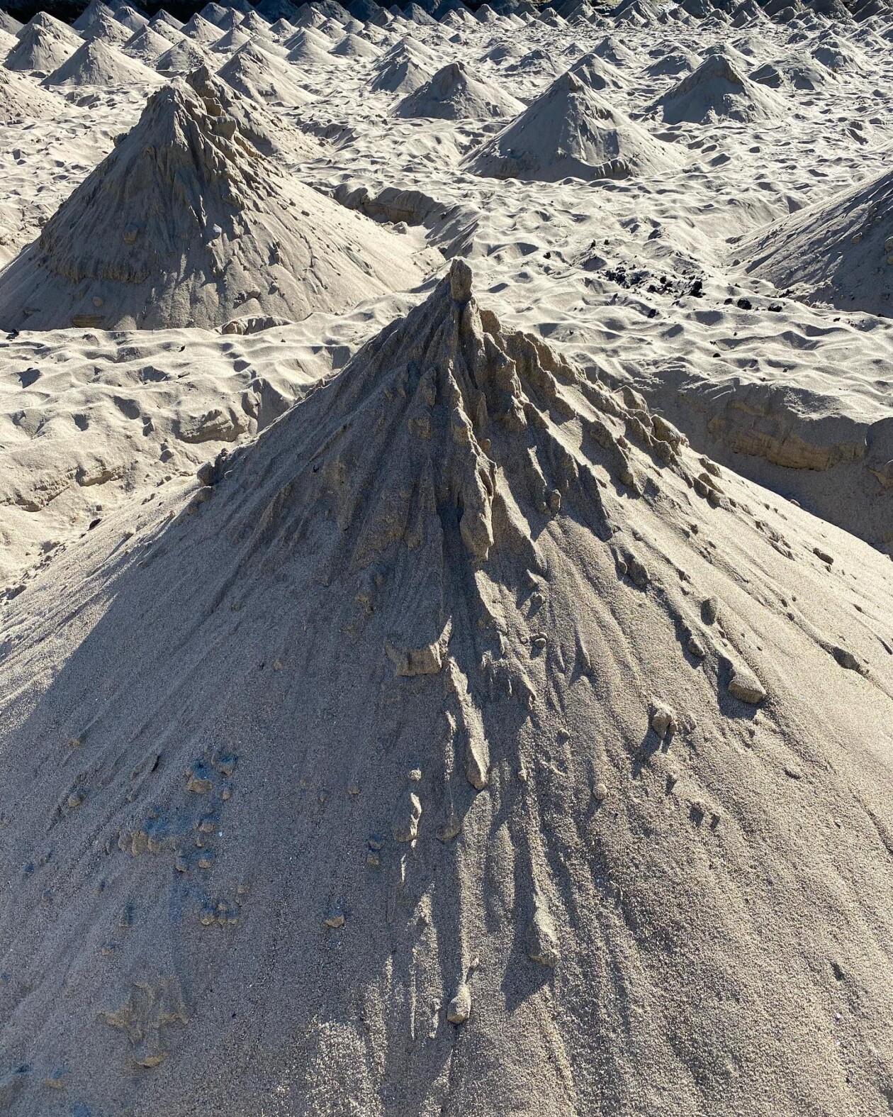 The Monumental And Precise Land Art Of California Artist Jim Denevan (8)