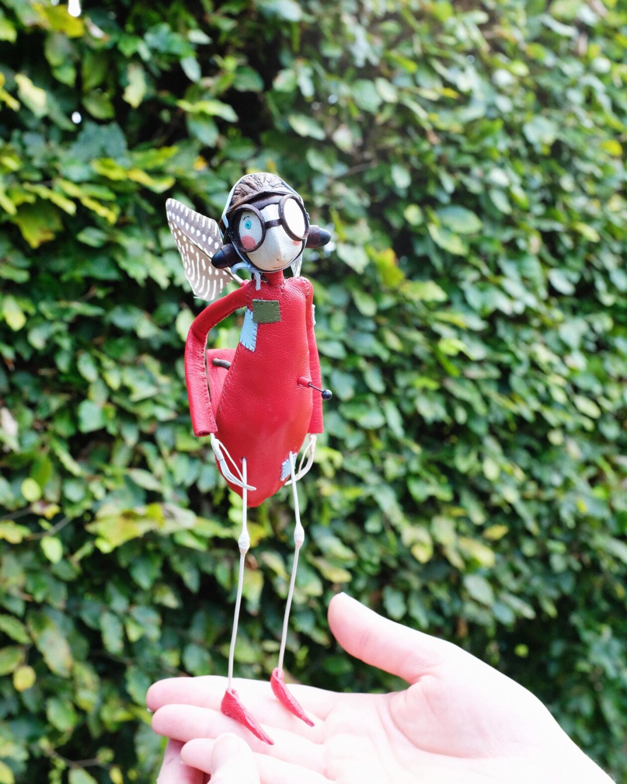 The Quirky And Amusing Fairy Lady Sculptures Of Samantha Bryan (18)