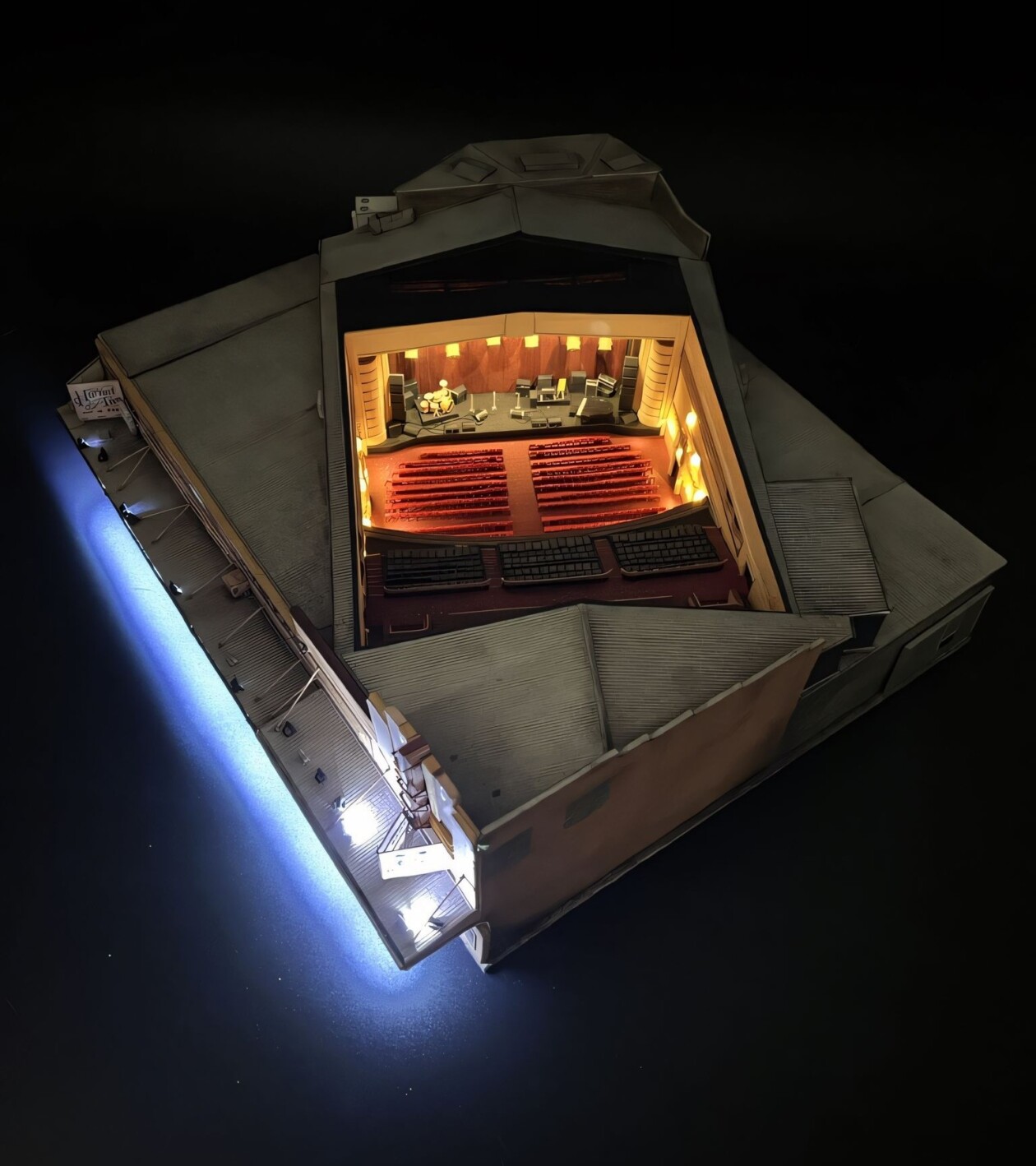 Whimsical Everyday Life And Historical Buildings In Miniature By Mylyn Nguyen (7)