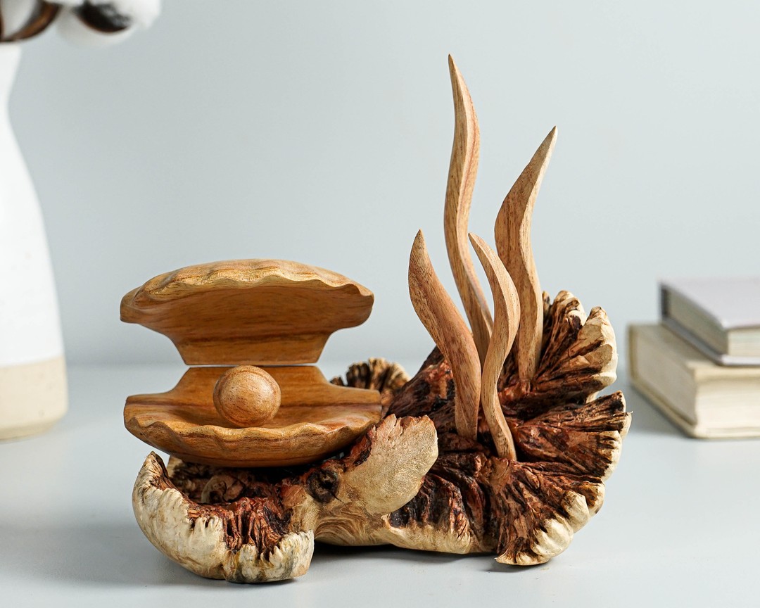Exploring Yudi’s Exquisite Wooden Sculptures (17)