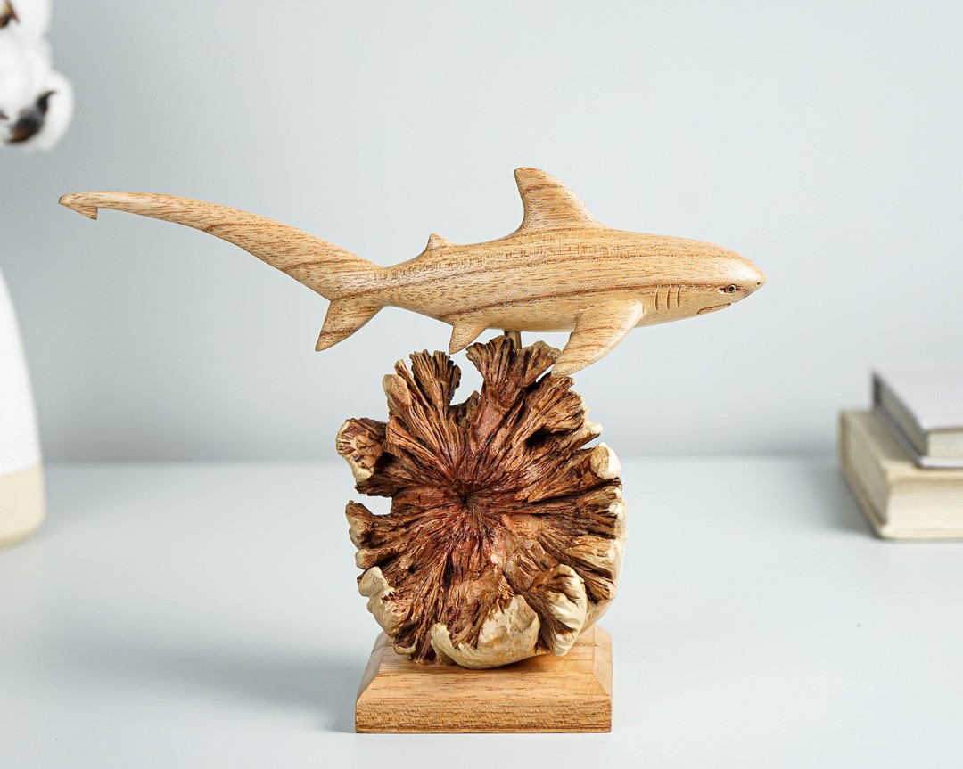 Exploring Yudi’s Exquisite Wooden Sculptures (21)