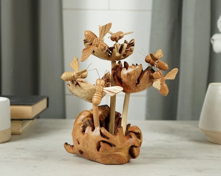 Exploring Yudi’s Exquisite Wooden Sculptures (5)