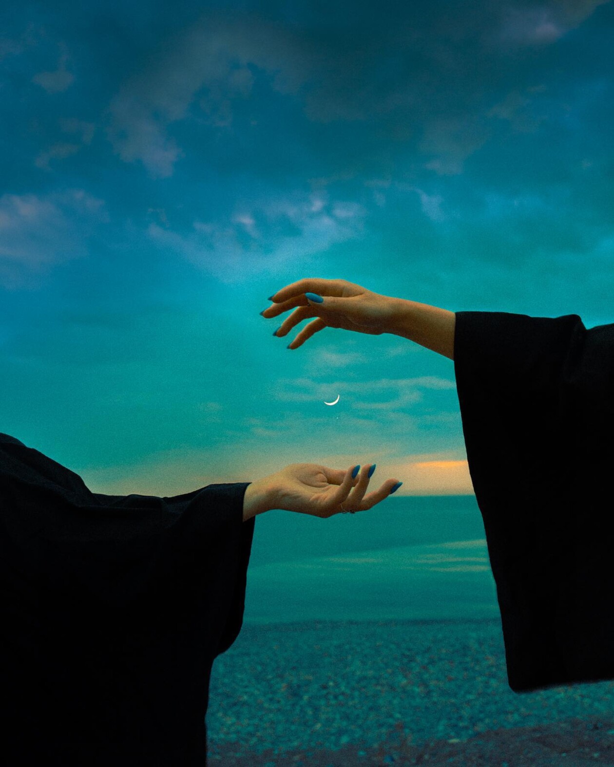 Lost In A World Of Wonder, Unveiling The Dreamlike Photos Of Elisa Belitskaya (1)