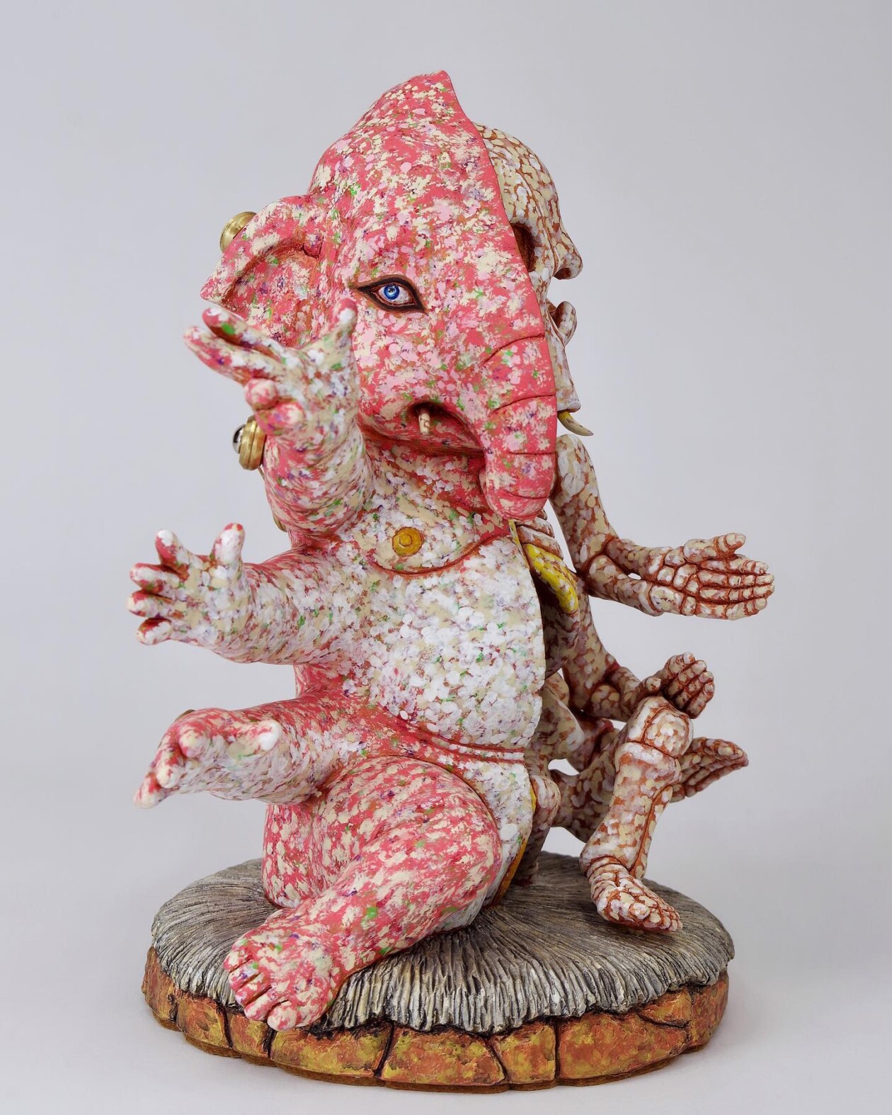 Masao Kinoshita’s Sculptures Explore Myth, Religion, And The Human Form (17)