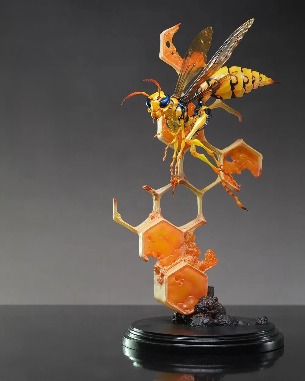 Sculpting Dreams, Sazen Lee's Blend Of Hyperrealism, Surrealism, And Fantasy (4)