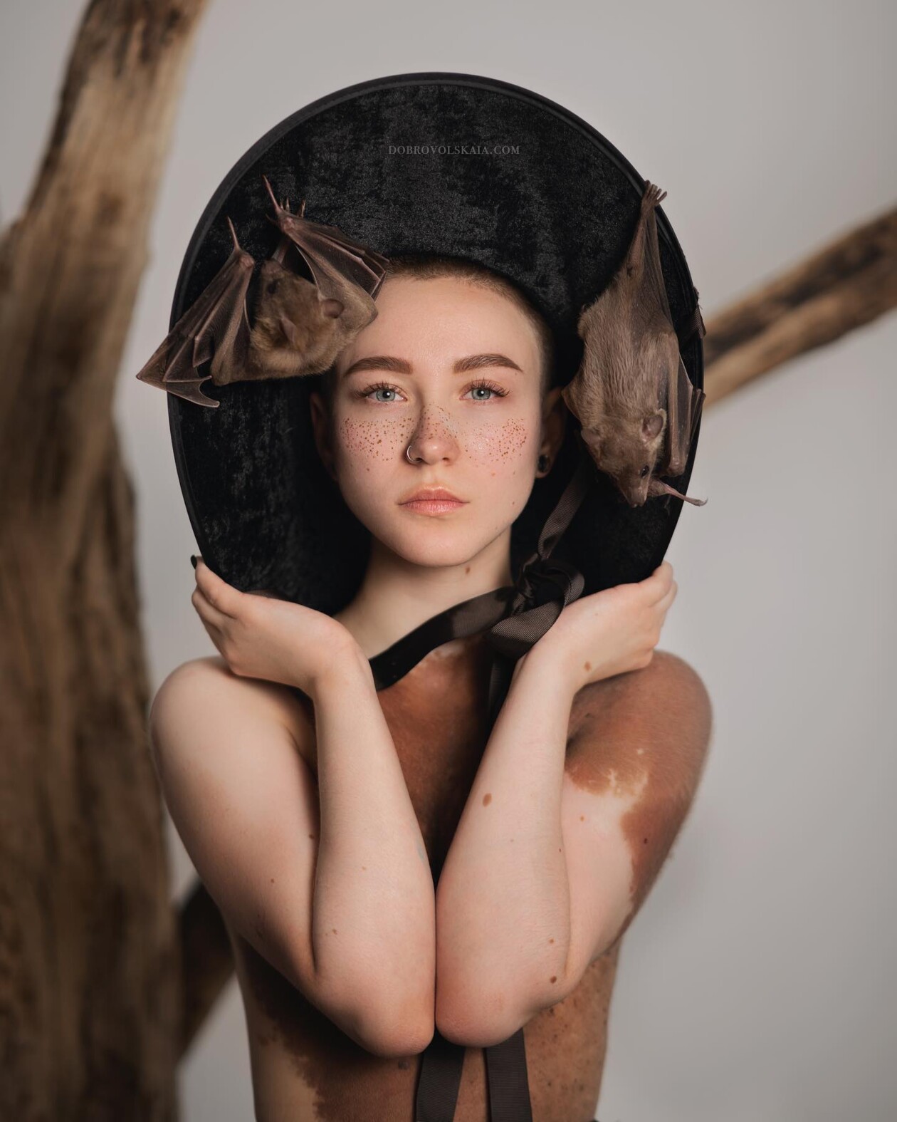 The Bond Between Humans And Animals In Anastasiya Dobrovolskaya's Portraits (10)