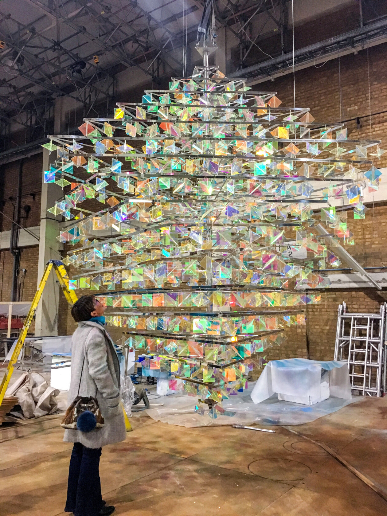 The Dazzling Dichroic Glass Installations Of Chris Wood (23)