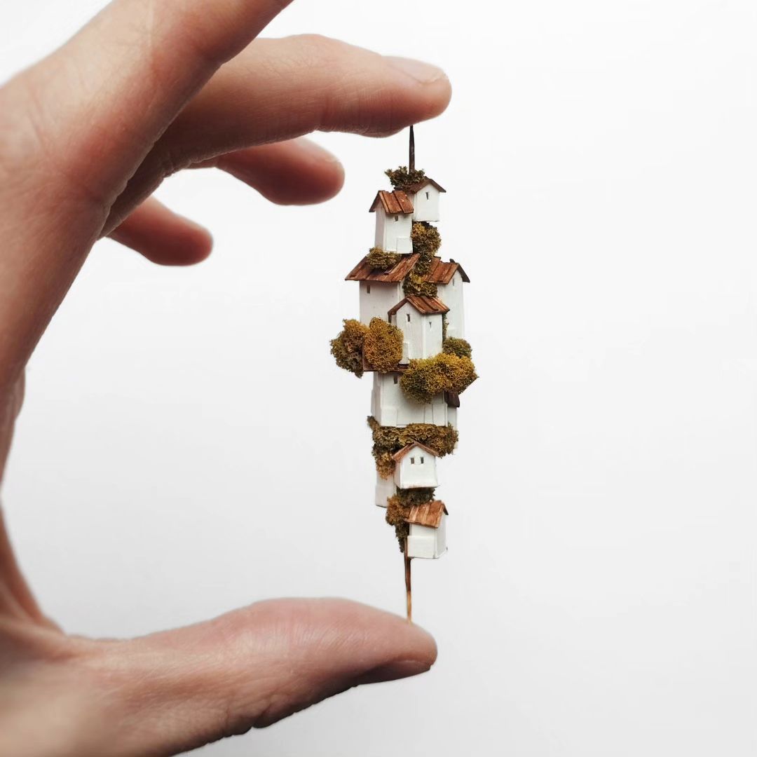 The Fantastic Miniature Art Of Michael Davydov (24)