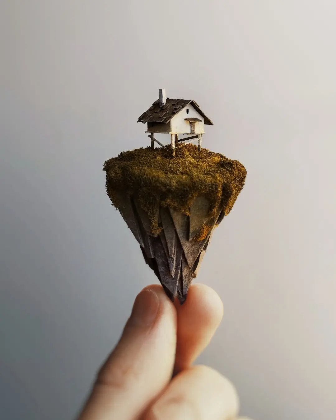 The Fantastic Miniature Art Of Michael Davydov (8)