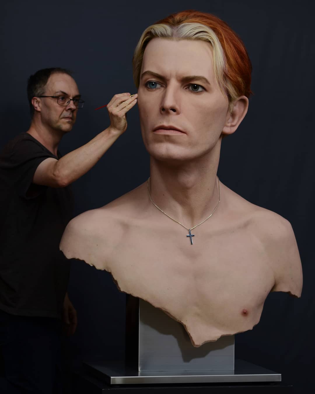 The Hauntingly Lifelike Sculptures Of Jamie Salmon (10)
