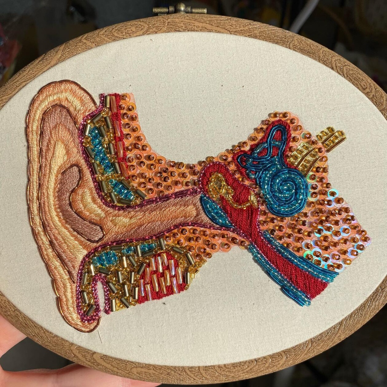 The Precise Anatomical Embroidery Of Amber Griffiths (2)