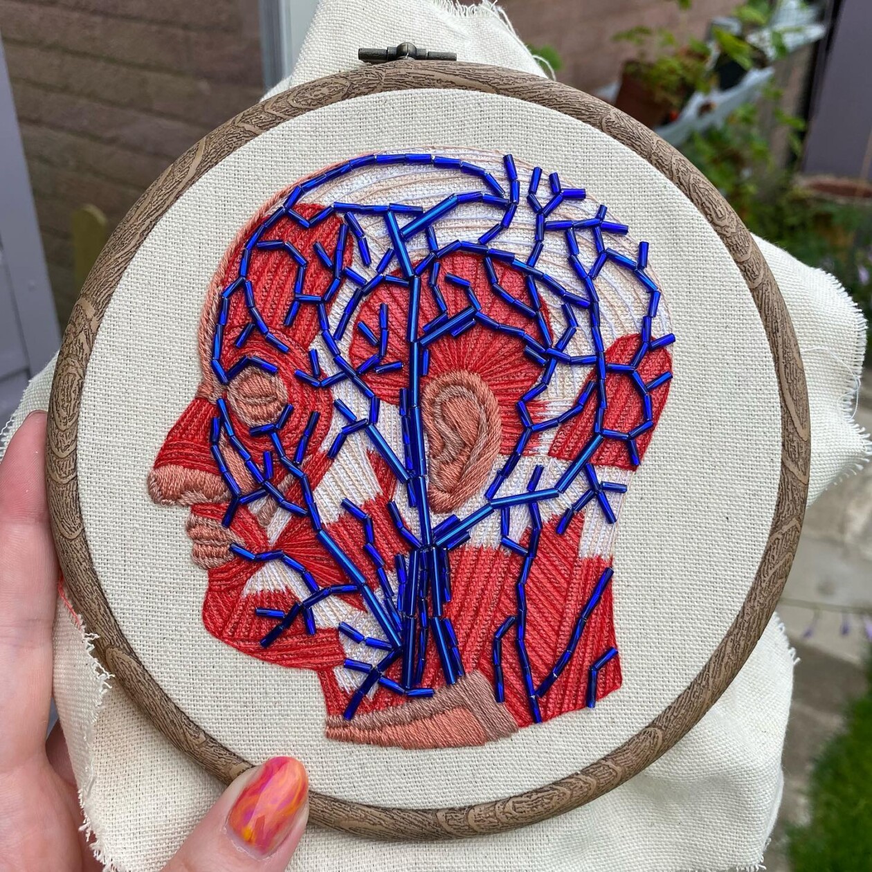 The Precise Anatomical Embroidery Of Amber Griffiths (3)