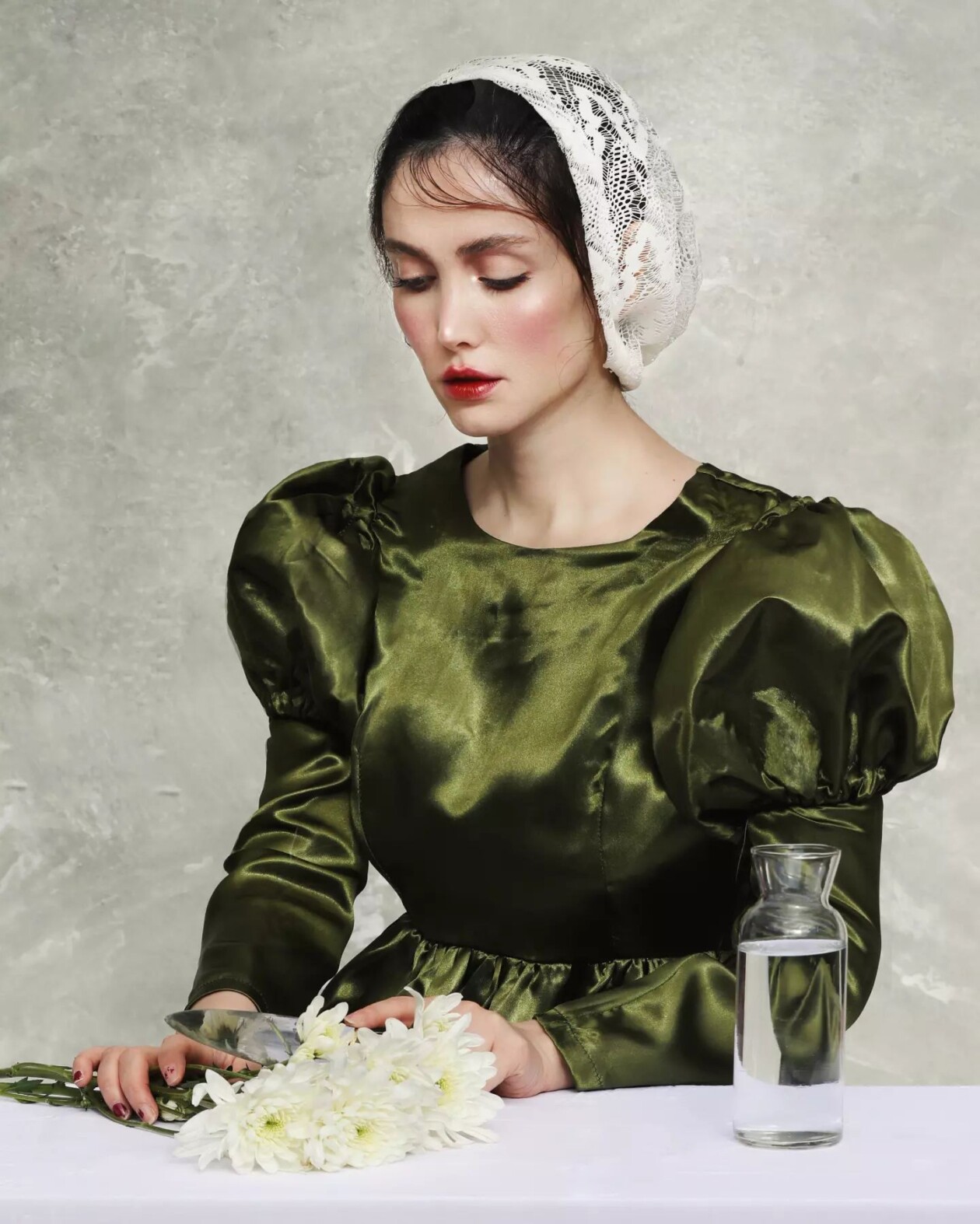 Unveiling The Self, A Look Into Somy Samani's Profound Self Portraits (11)