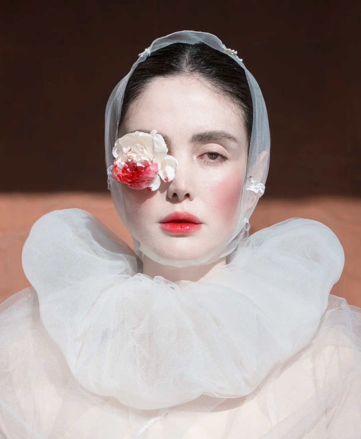 Unveiling The Self, A Look Into Somy Samani's Profound Self Portraits (2)