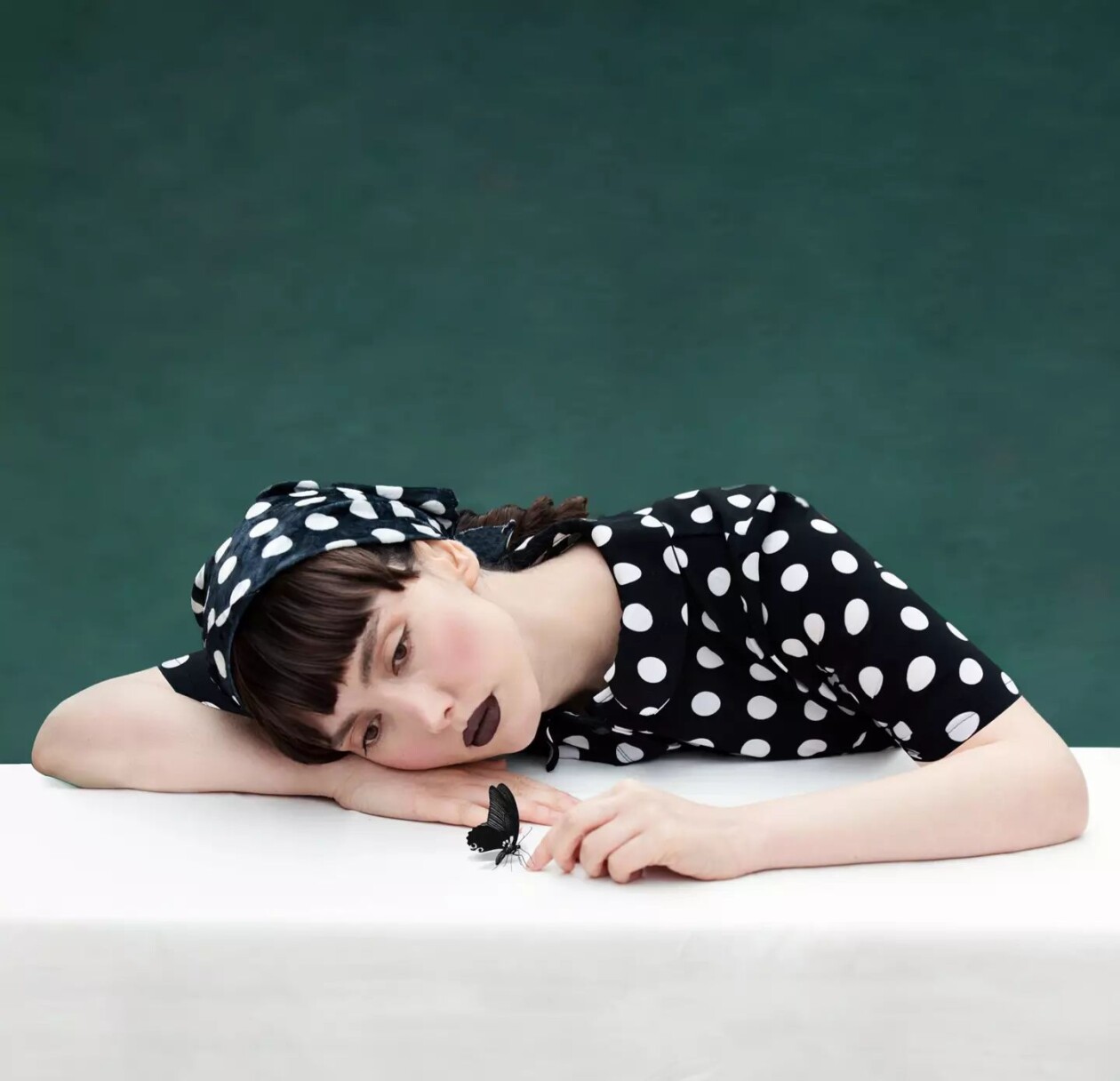 Unveiling The Self, A Look Into Somy Samani's Profound Self Portraits (4)