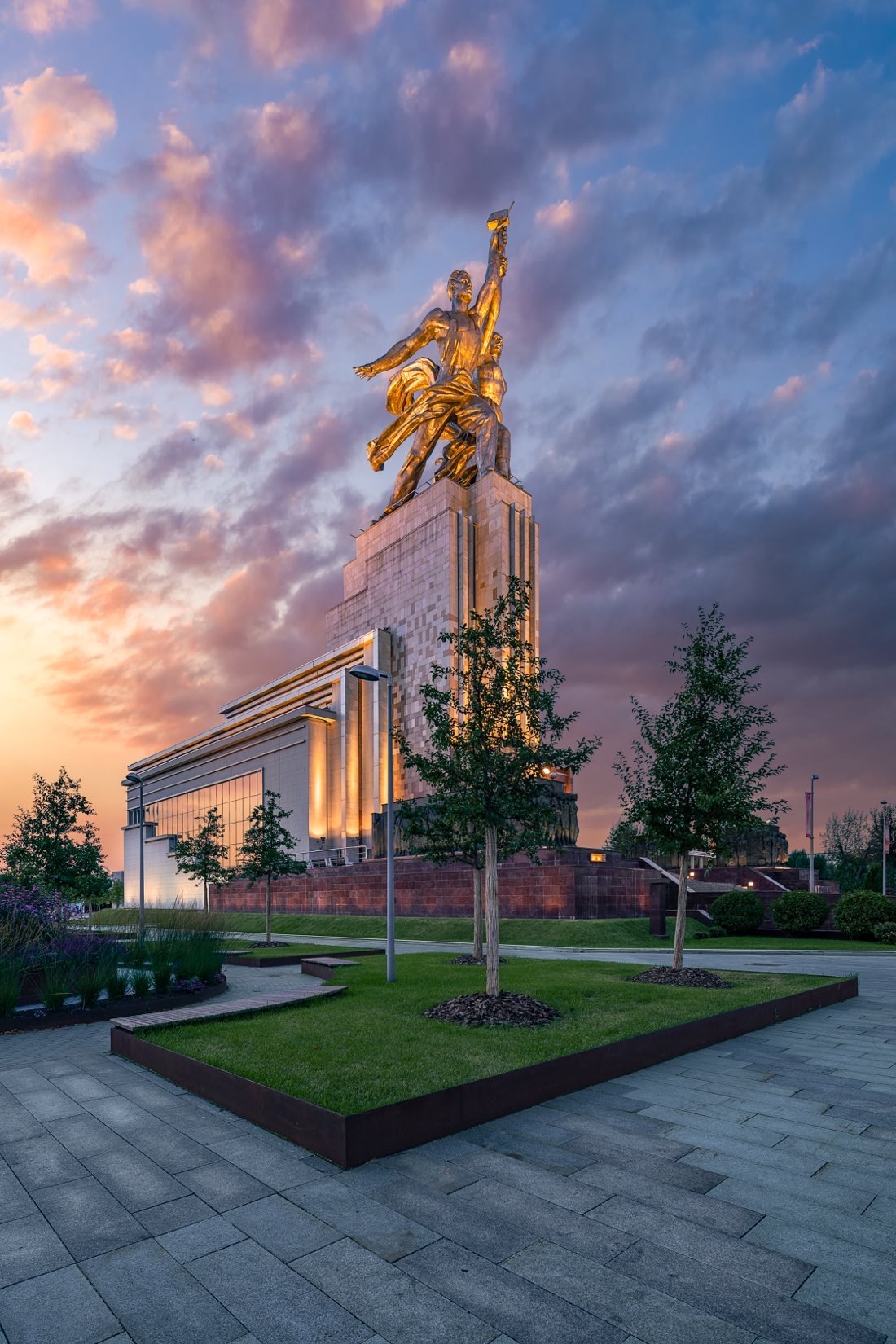 Welcome To Moscow, A Journey Through Russian Modern Architecture By Vadim Sherbakov (20)