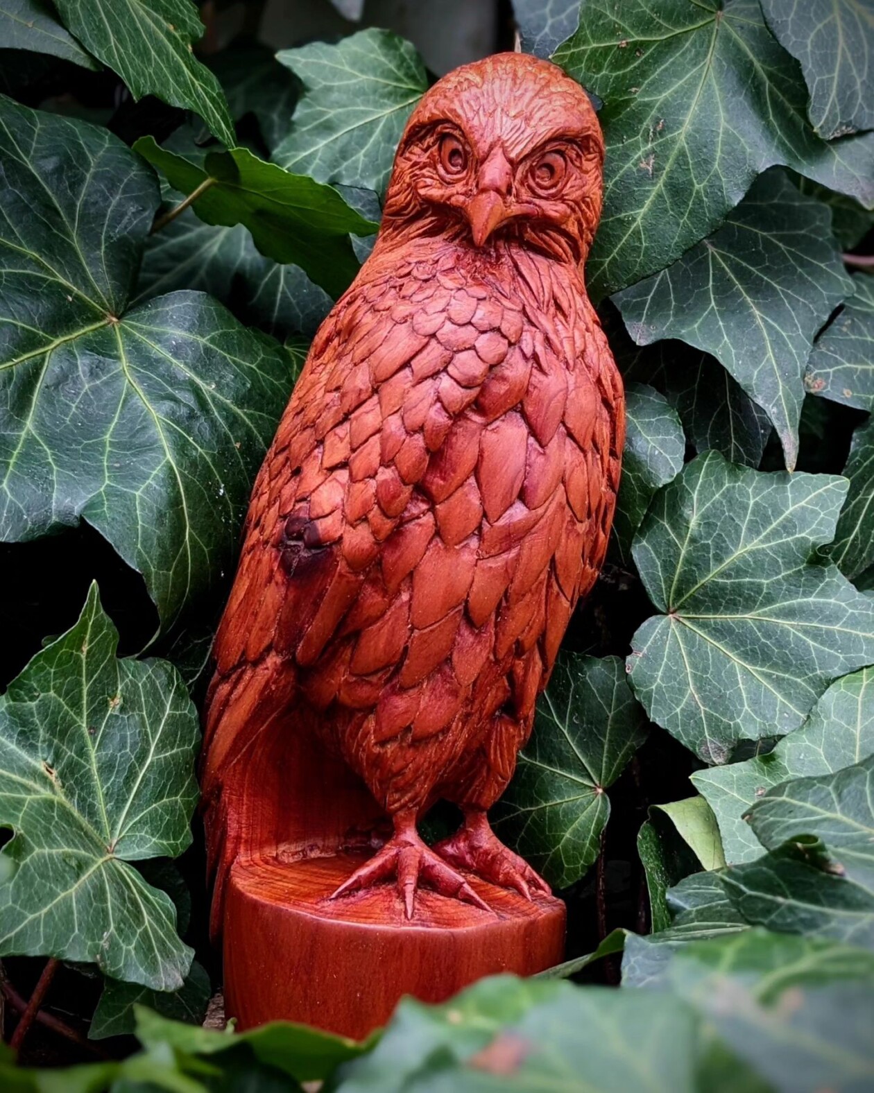 Where Wood Whispers, The Remarkable Sculptures Of Tom Wilkinson (11)