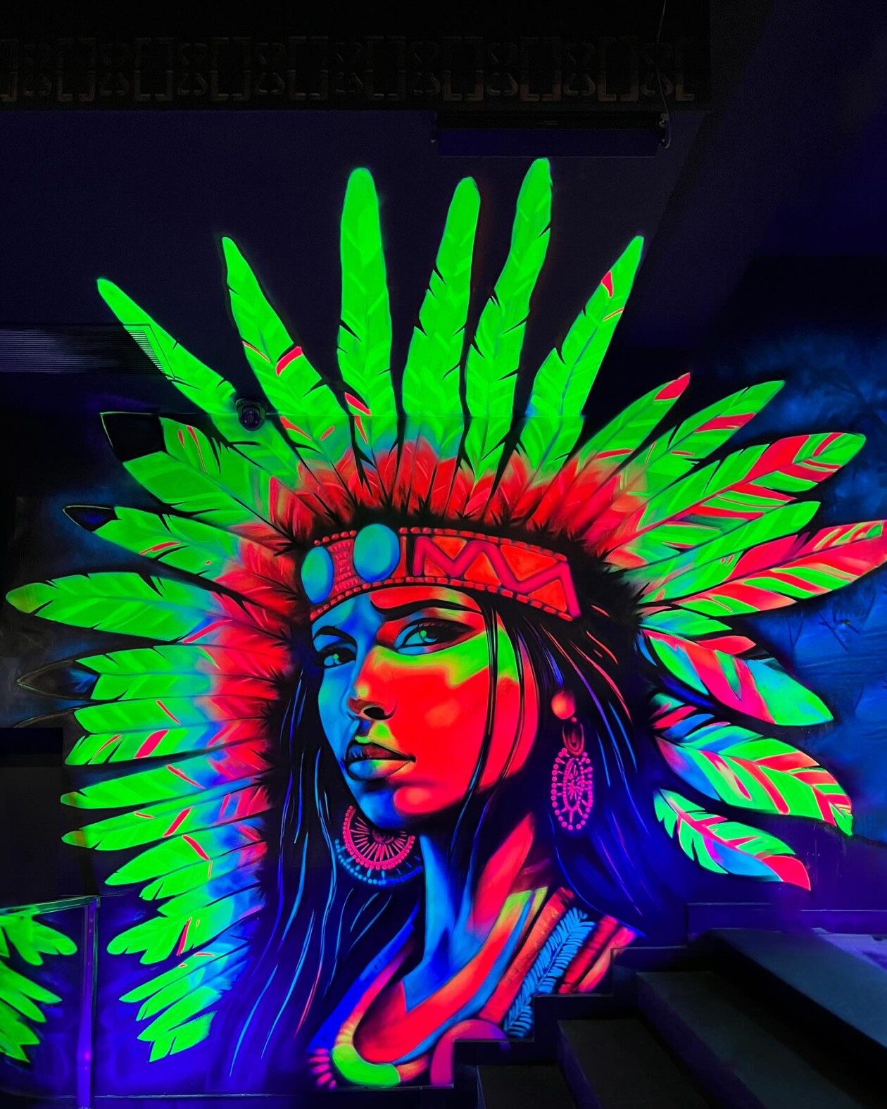 After Dark, The Luminous And Colorful Murals Of Fabián Bravo Guerrero (1)