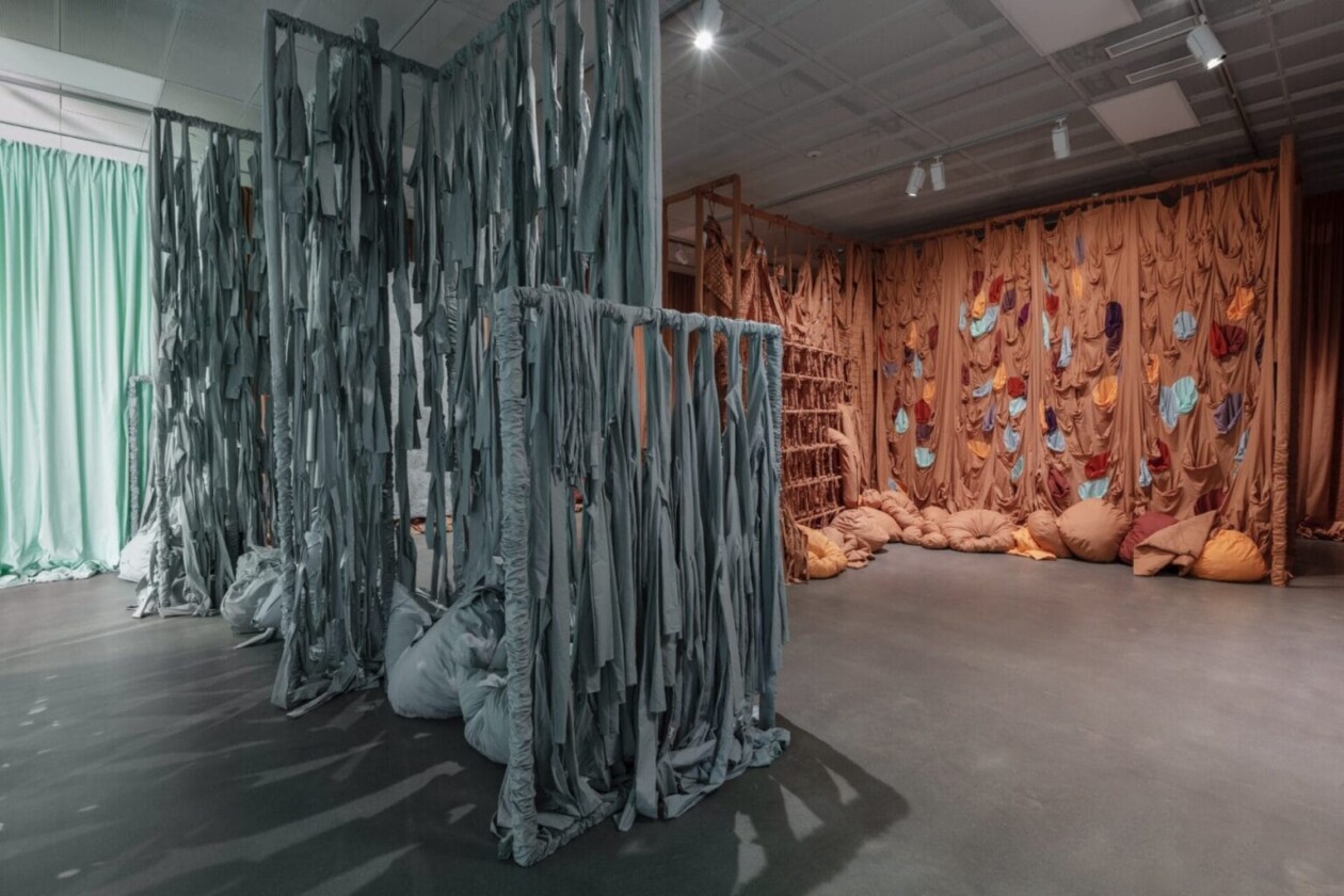 John K. Raustein's Architectural Textile Installations (4)