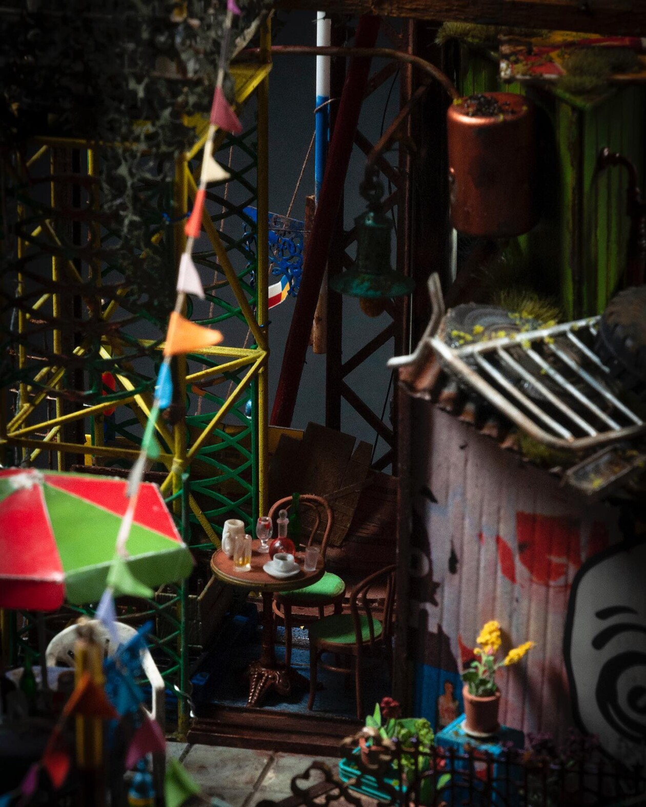 The Miniature Post Apocalyptic Worlds Of Simon Laveuve (13)