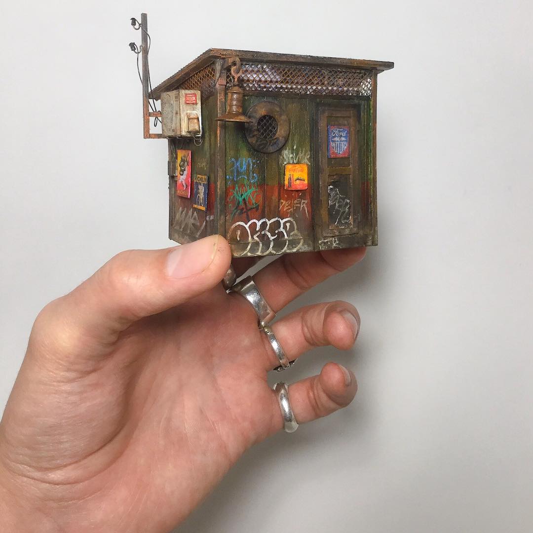 The Miniature Post Apocalyptic Worlds Of Simon Laveuve (14)