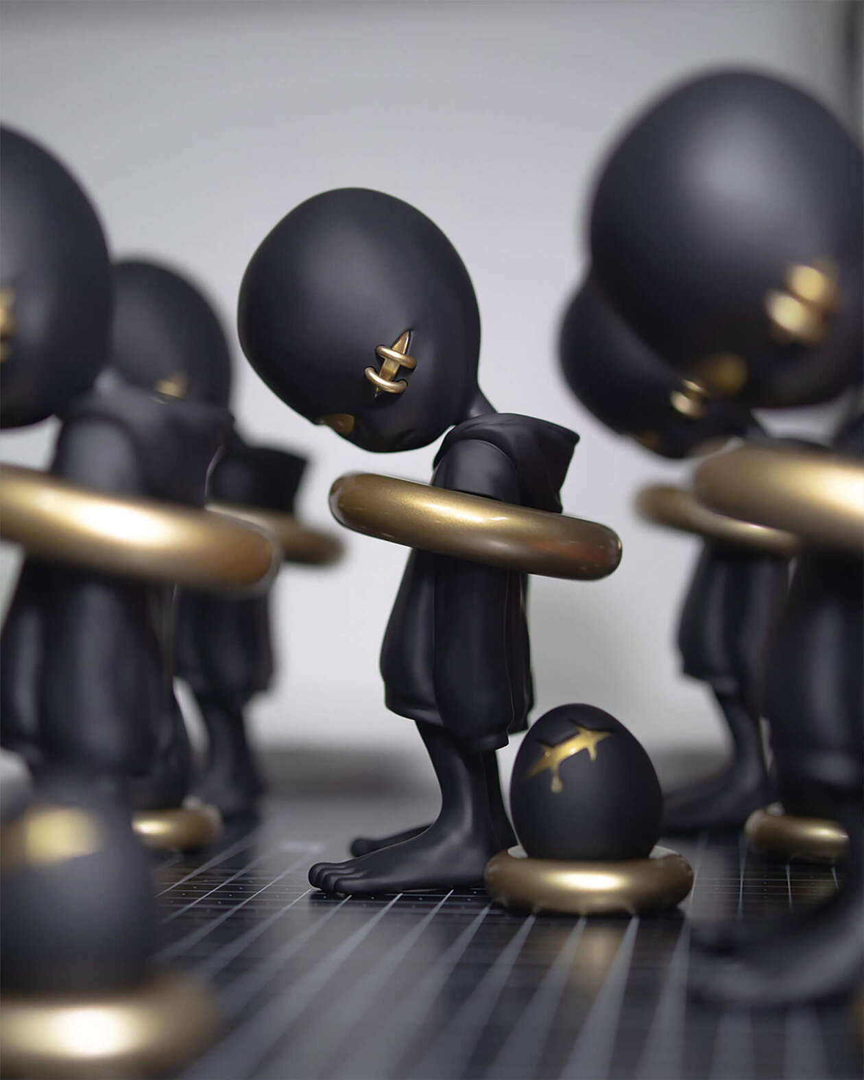 Hudy's Intriguing Resin Sculptures (12)