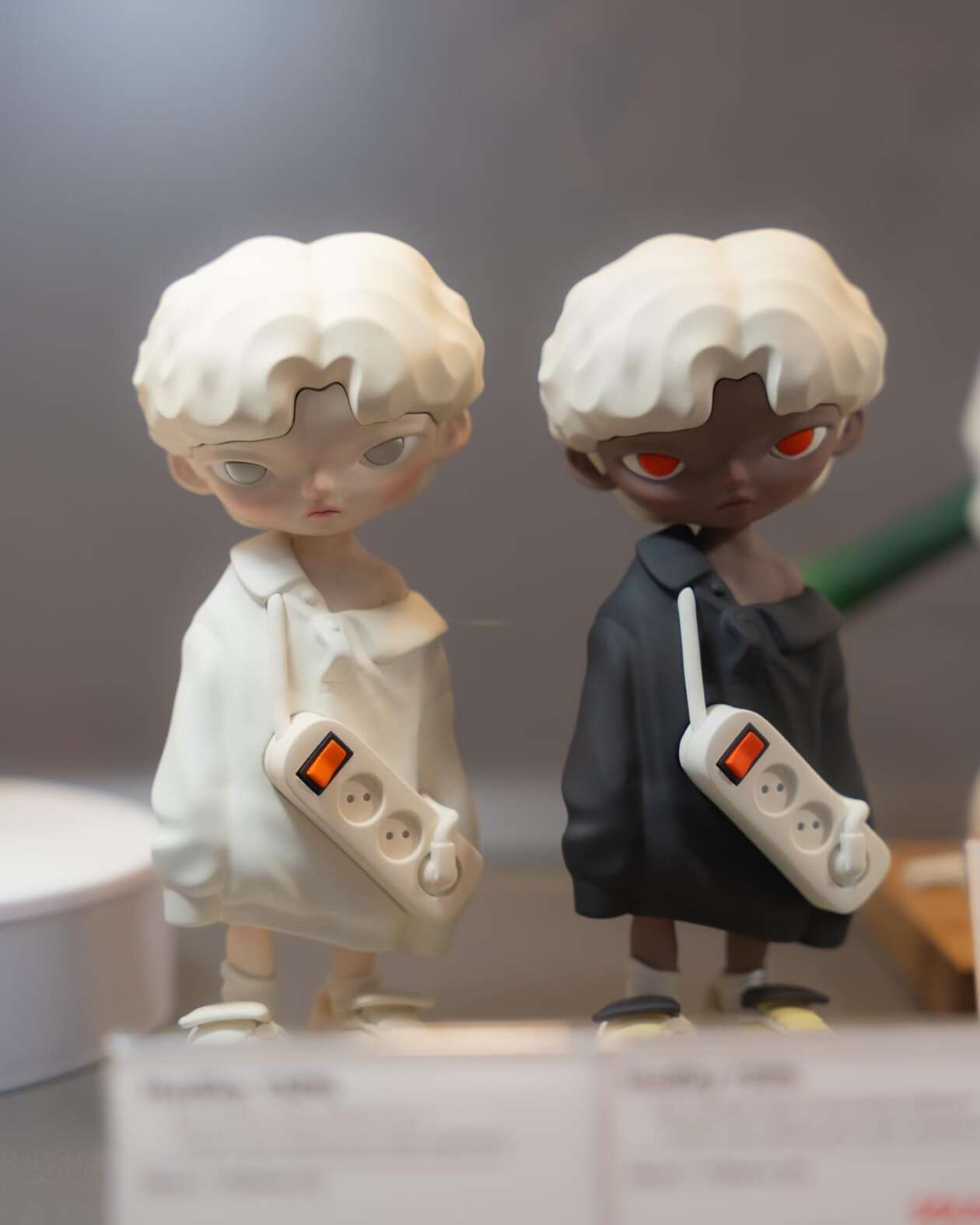 Hudy's Intriguing Resin Sculptures (24)