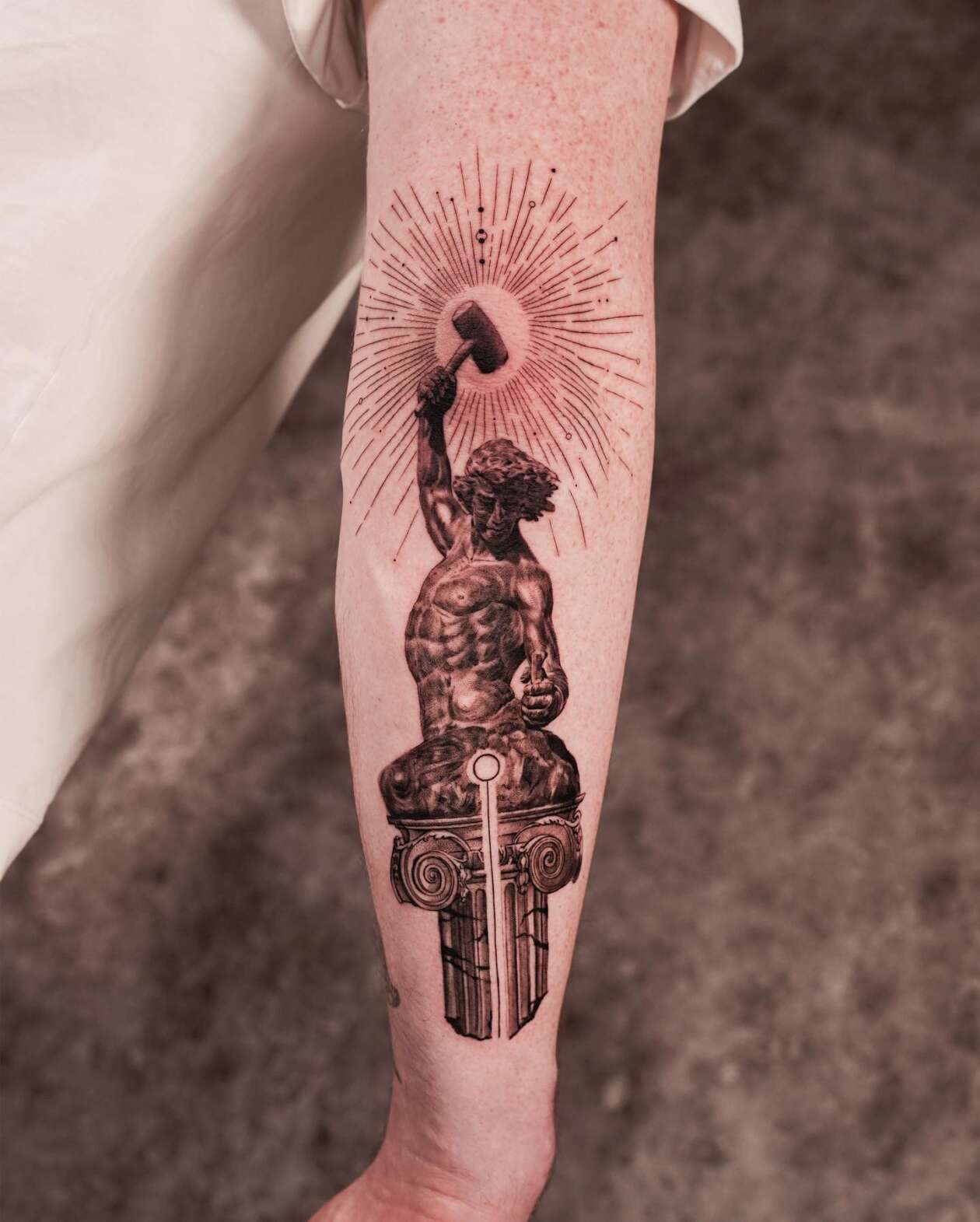 Hyper Realistic Monochromatic Tattoos By Jz (6)