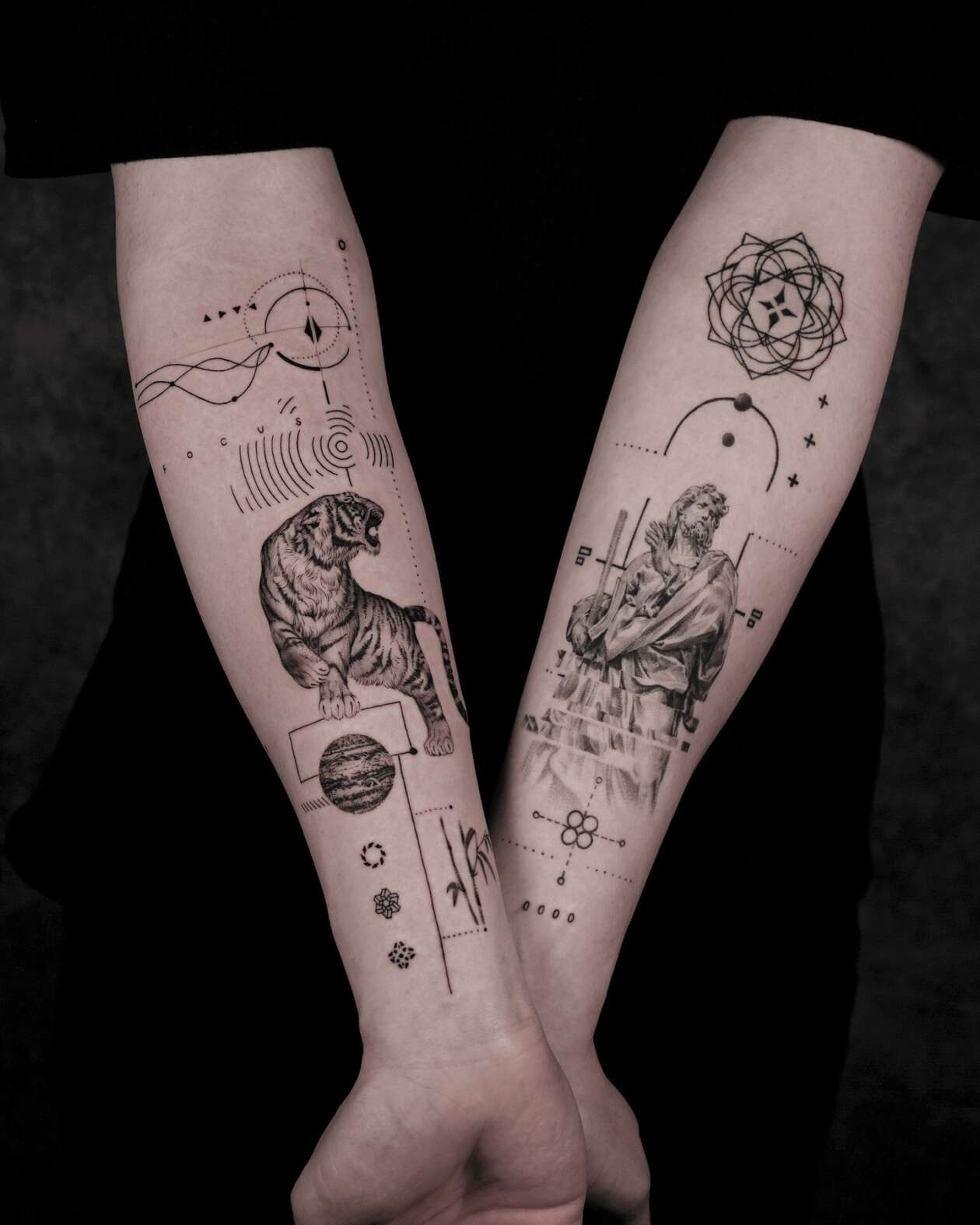 Hyper Realistic Monochromatic Tattoos By Jz (8)