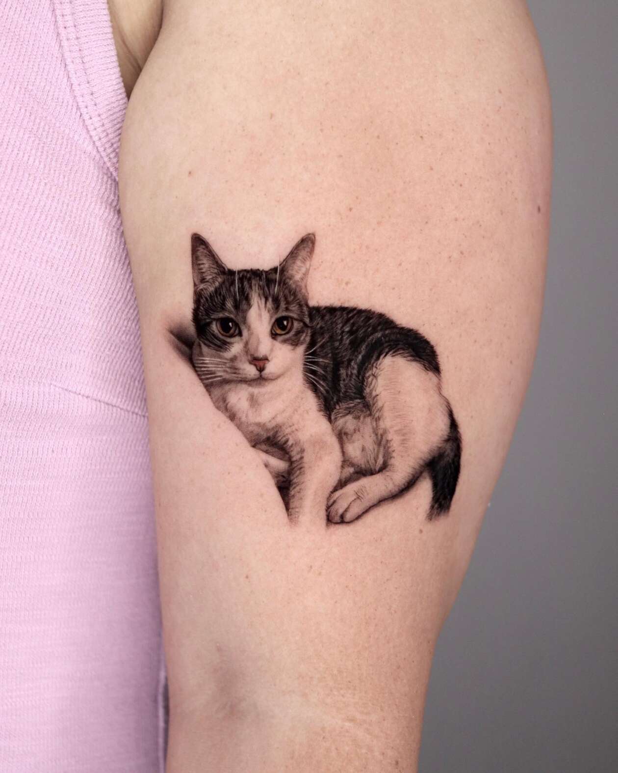 Hyper Realistic Pet Tattoos By Yeono (19)