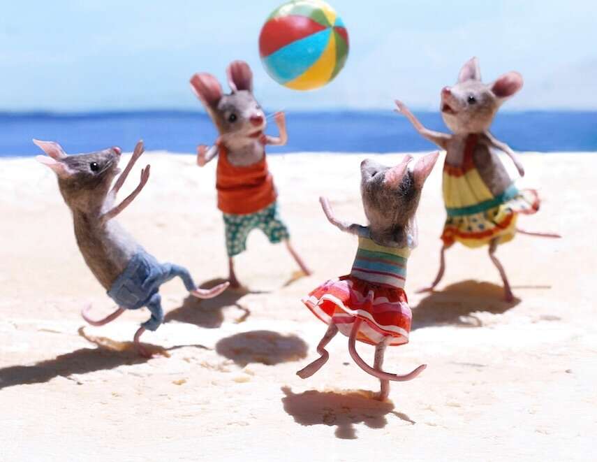 Maggie Rudy's Mouse Dioramas (15)