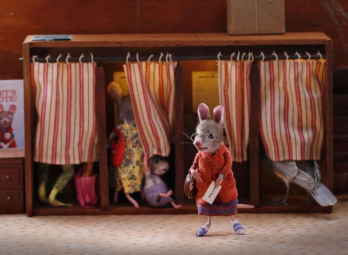 Maggie Rudy's Mouse Dioramas (4)
