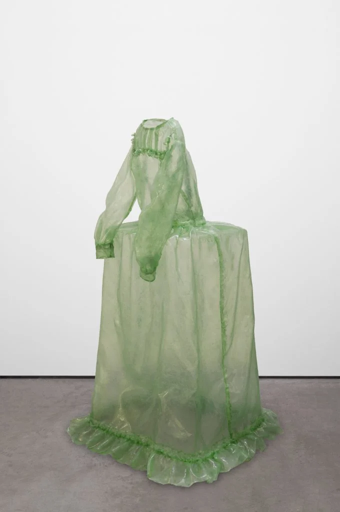 Brandon Morris' Sculptures That Combine Cyberpunk, History, And Fashion (1)