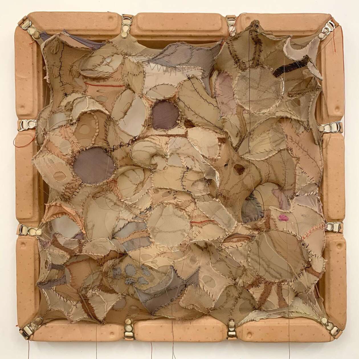 Brandon Morris' Sculptures That Combine Cyberpunk, History, And Fashion (11)