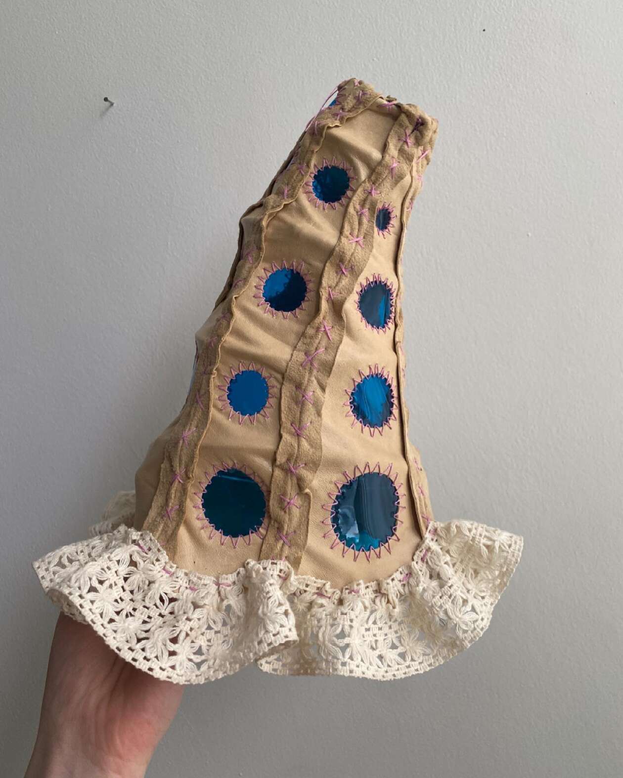 Brandon Morris' Sculptures That Combine Cyberpunk, History, And Fashion (3)